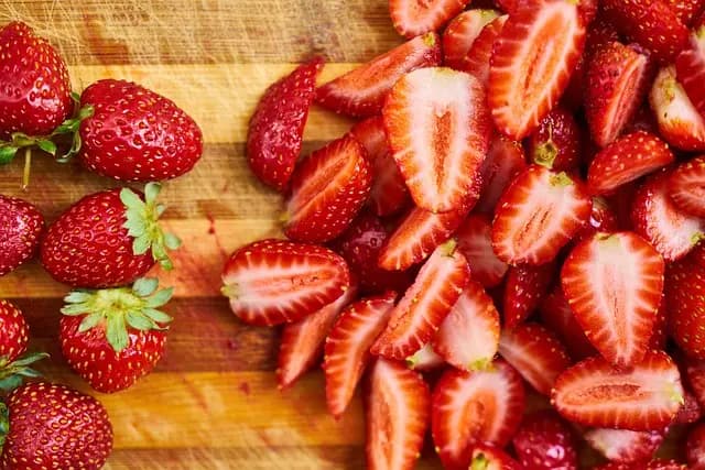 Cómo la Alimentación Afecta Tu Bienestar Mental y Emocional